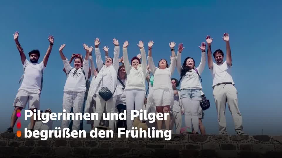 Video: Tausende begrüßen Frühlings-Tagundnachtgleiche
