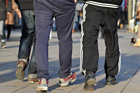 Bequem, aber an einer Schule in Wermelskirchen nicht wohlgelitten: Jogginghosen (Symbolbild)