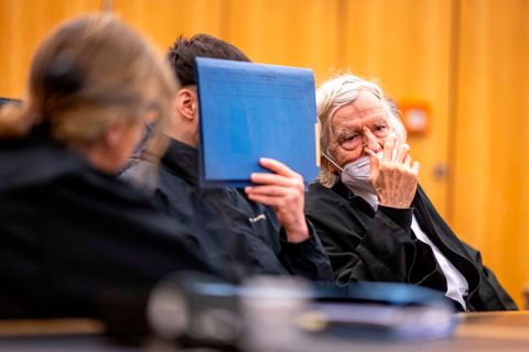 Der Angeklagte (M.) im Münsteraner Gericht