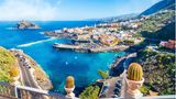 Mit einer Durchschnittstemperatur von 20 Grad Celsius im April ist die beliebte spanische Insel Teneriffa Spitzenreiter, wenn es um einen Osterurlaub in warmen Gefilden geht.   Ferienhaus (Durchschnittspreis pro Nacht): 104 Euro  Mietwagen (Durchschnittspreis pro Tag): 34,20 Euro
