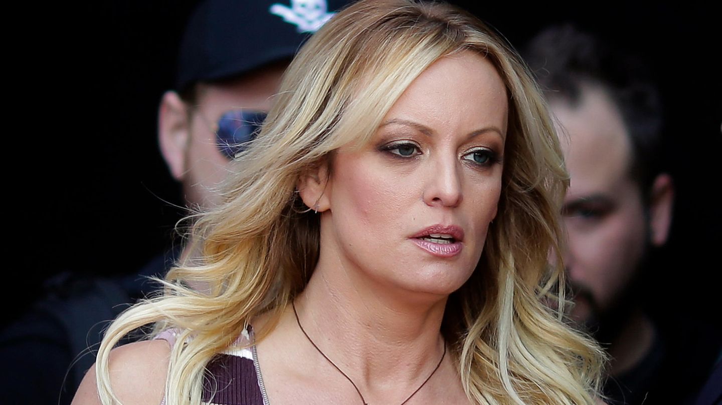 Der Fall Stormy Daniels Die Pornodarstellerin Stormy Daniels