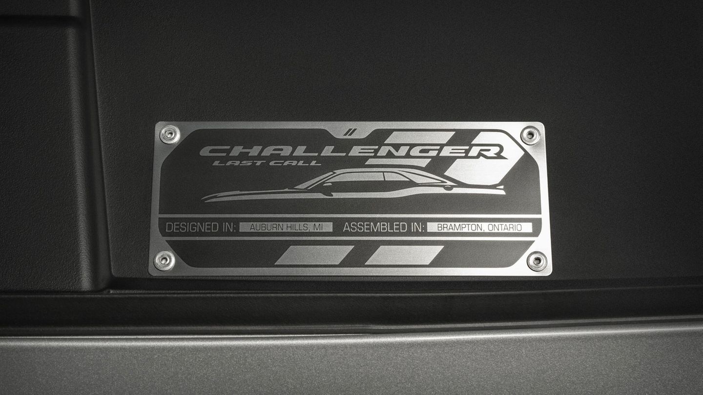Challenger SRT Demon 170 Plakette