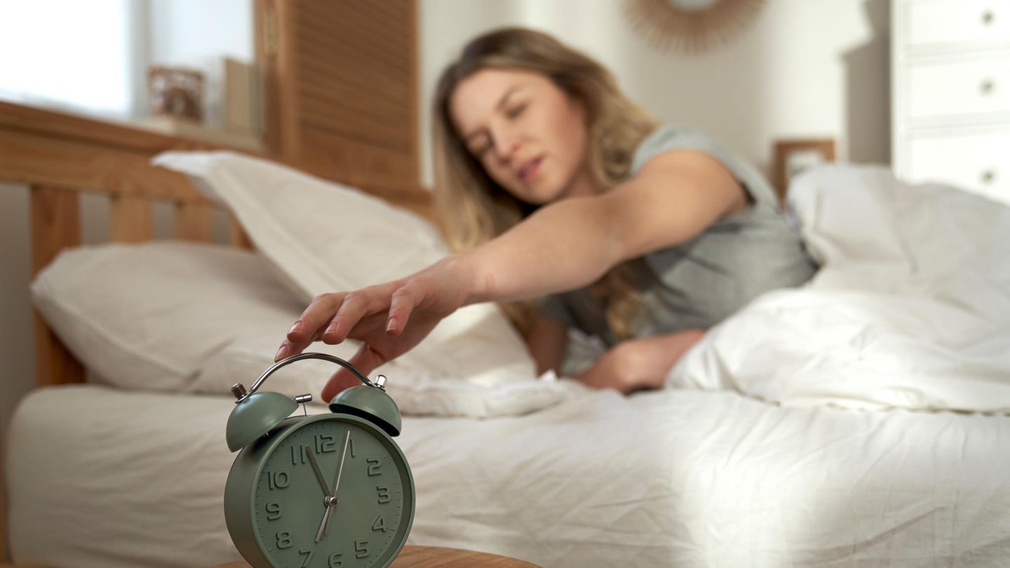 Daylight Saving Time: According to a survey, every fourth person suffers from the time change