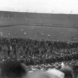 Erstes Fußballspiel in Wembley