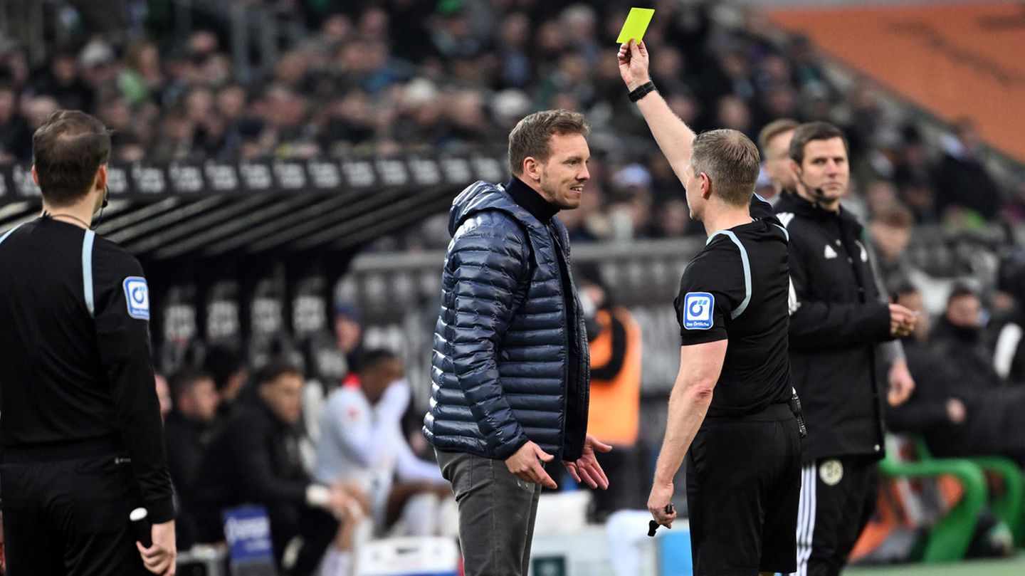 Nach einer Niederlage gegen Gladbach im Februar 2023 lässt Nagelsmann seine Wut über die Pleite an den Schiedsrichtern aus und bezeichnet sie als "weichgespültes Pack". Nagelsmann entschuldigt sich umgehend, aber der Schaden für ihn ist groß.