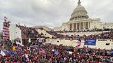 Pro-Donald-Trump-Randalierer stürmen das US-Kapitol am 6. Januar 2021