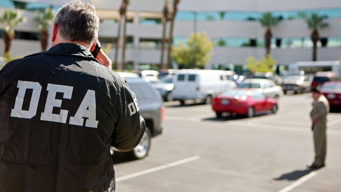 DEA Agent