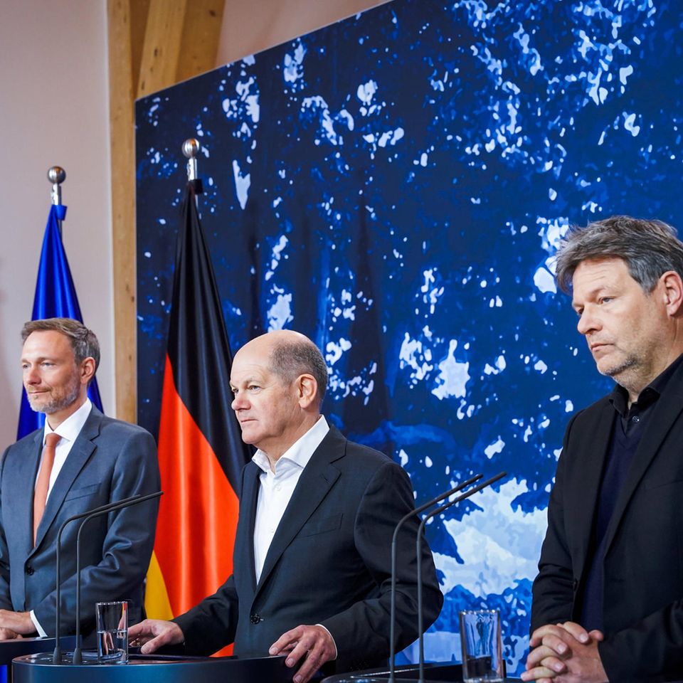 Begeisterung sieht anders aus. In der Ampelkoalition um Finanzminister Christian Linder (FDP), Bundeskanzler Olaf Scholz (SPD) und Wirtschaftsminister Robert Habeck (Grüne) gab es zuletzt wenig Einigkeit.