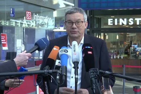 Chaos bleibt aus: "Millionen Fahrgäste leiden unter Streik": Bahn-Sprecher geht hart mit Streikenden ins Gericht