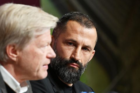 FC-Bayern-Vorstandschef Oliver Kahn (l.) und Sportvorstand Hasan Salihamidzic