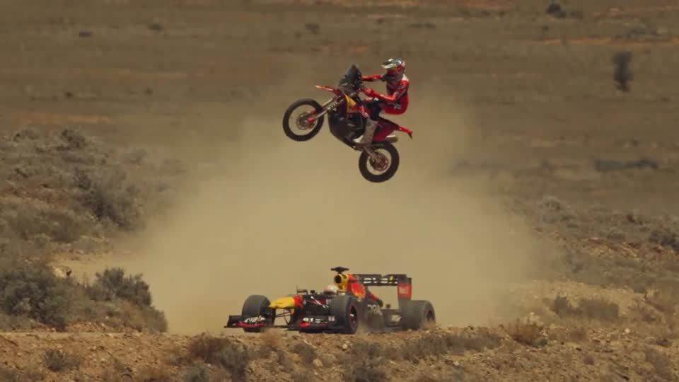 Video: Viel Action mit Formel-1-Fahrer Daniel Ricciardo