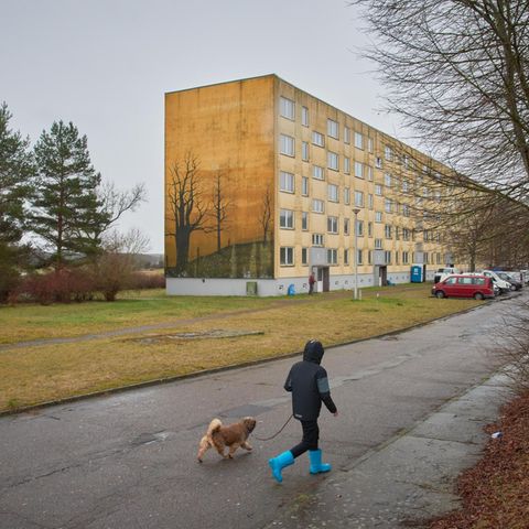 Geflüchtetenunterkunft in einem Plattenbau in Demen