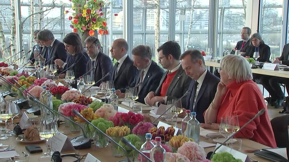 Video: Deutschland und Niederlande wollen stärker zusammenarbeiten