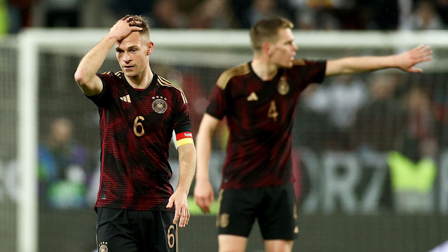 German national football team loses test match against Belgium
