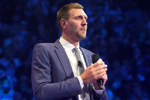 NBA-Legende Dirk Nowitzki, hier bei einer Zeremonie zu seinen Ehren in Dallas