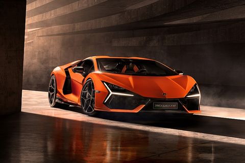 Lamborghini Revuelto 2024
