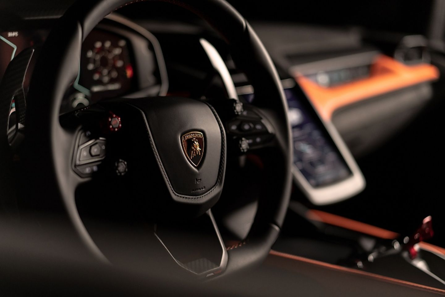 Lamborghini Revuelto 2024