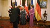 Dresscode für die Herren war der Frack, in dem auch Punkrock-Sänger Campino erschien.