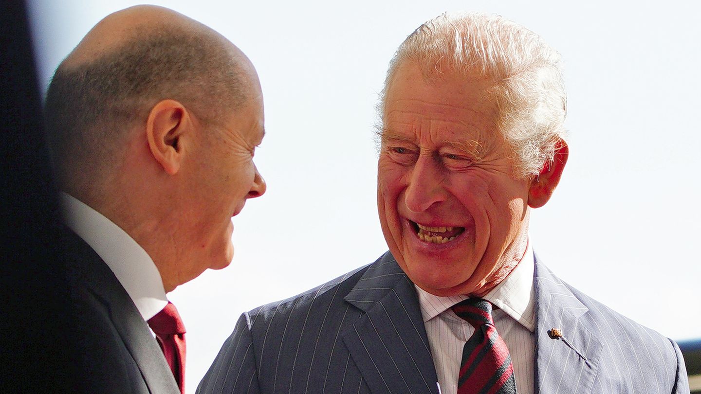Olaf Scholz und König Charles III.