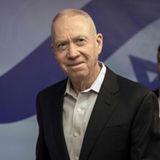 Israels kürzlich entlassener Verteidigungsminister Yoav Galant