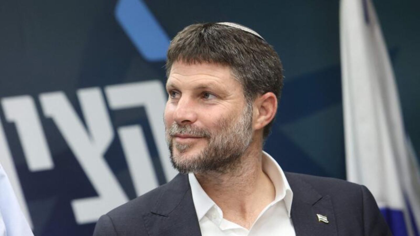 Israels Finanzminister und Vorsitzender der Religiösen Zionistischen Partei Bezalel Smotrich bei einer Sitzung im Parlament