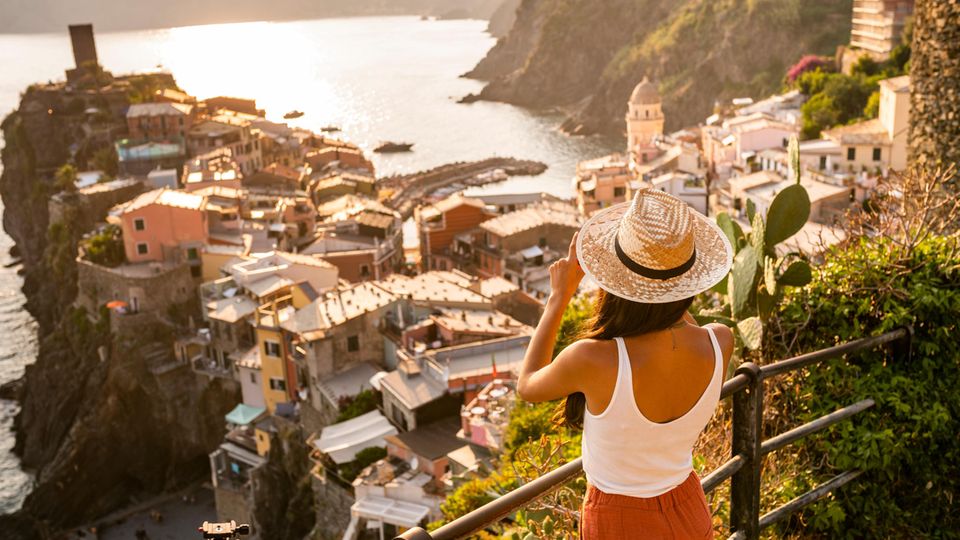 Wohin soll der nächste Urlaub gehen? Viele Menschen entscheiden sich in diesem Jahr für ein europäisches Reiseziel.