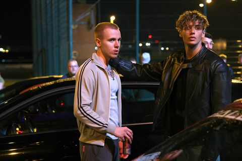 Schauspieler Adrian But als Autotuner Gheorghe Rusu im neuen Bremer "Tatort" (mit Tiktok-Star Bene Schulz, der einen Gastauftritt hat)