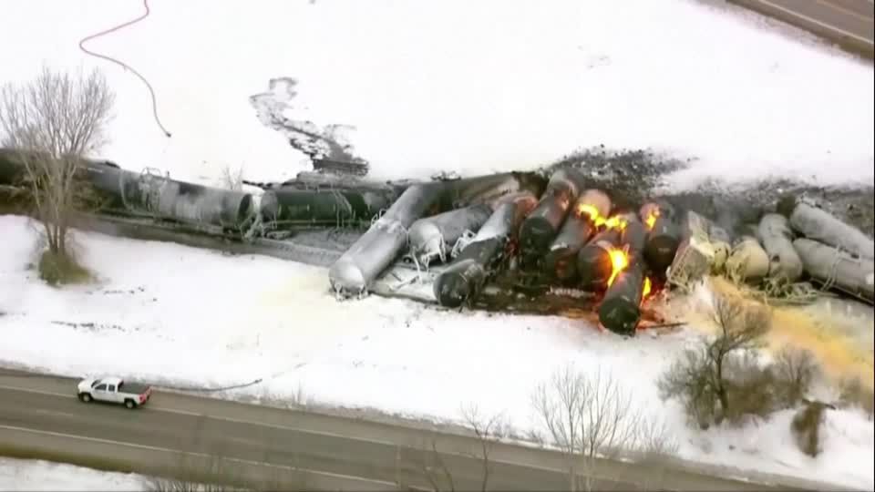 Video: Erneut Güterzug in den USA entgleist