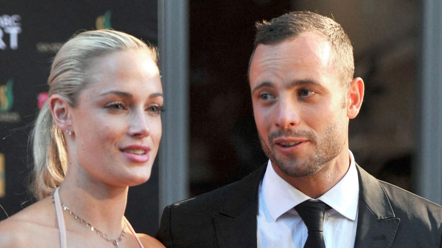 Oscar Pistorius: Committee rejects early release