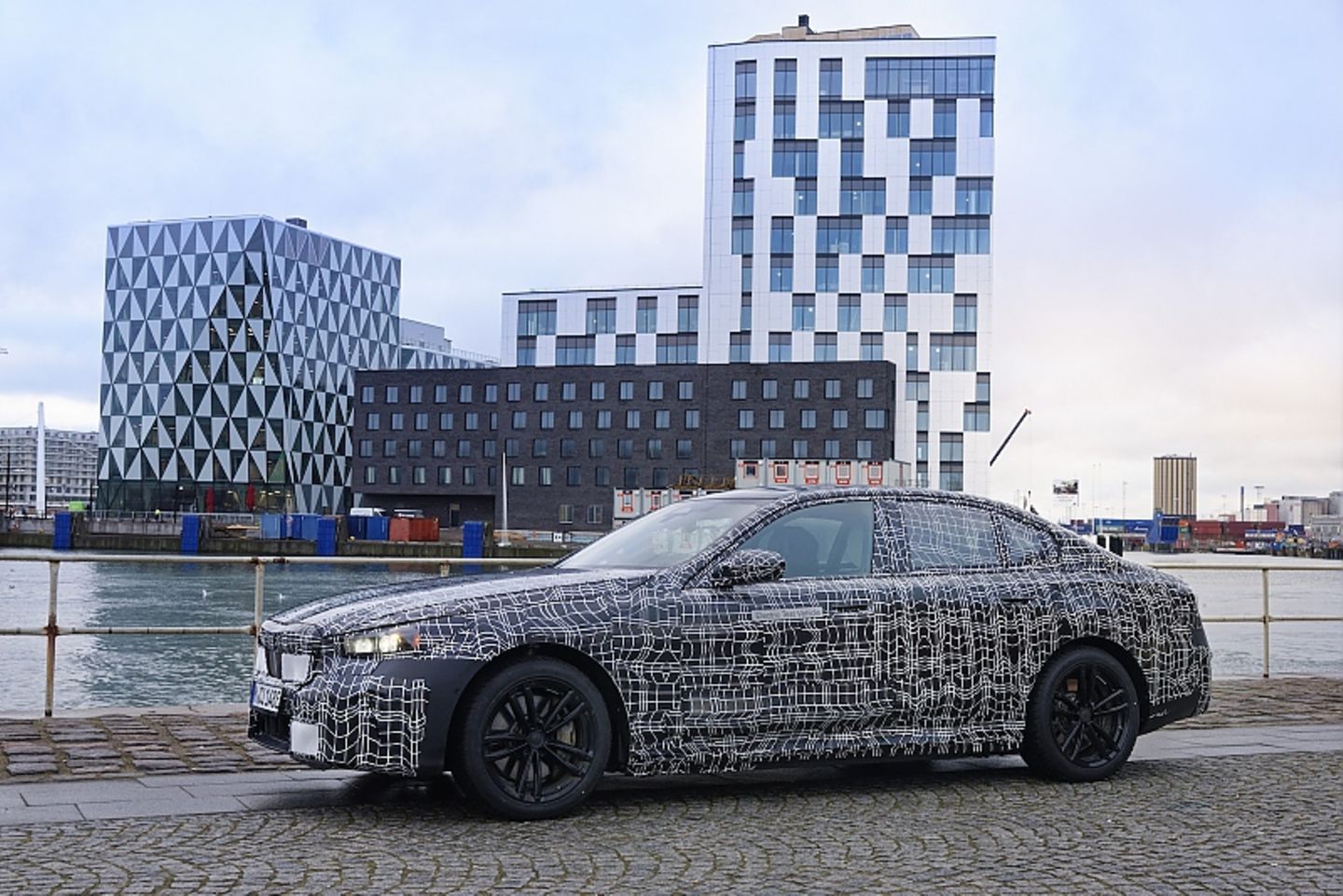 BMW i5 2024