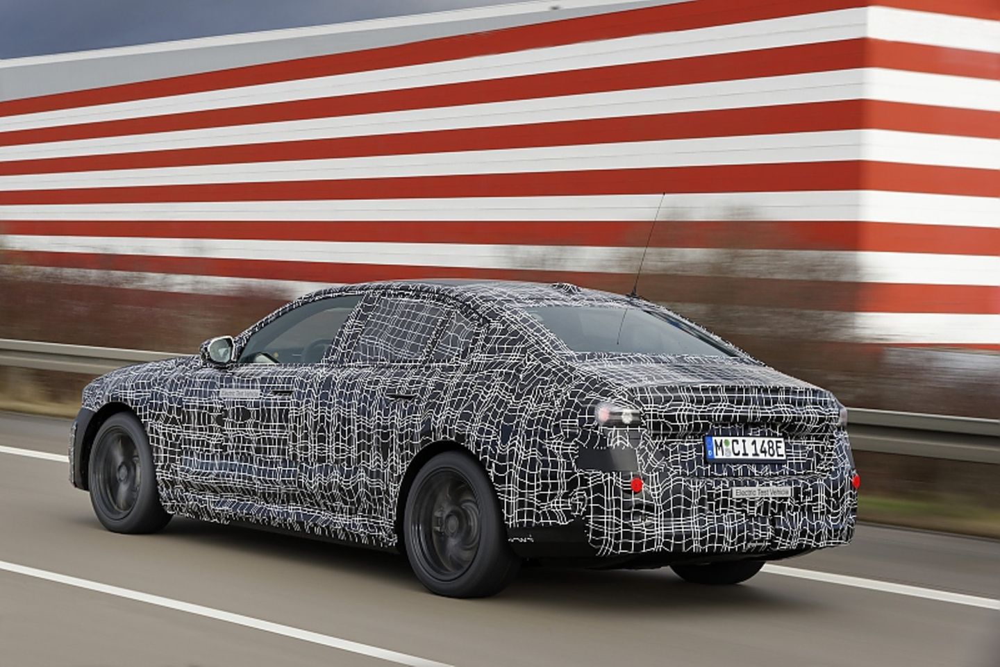 BMW i5 2024