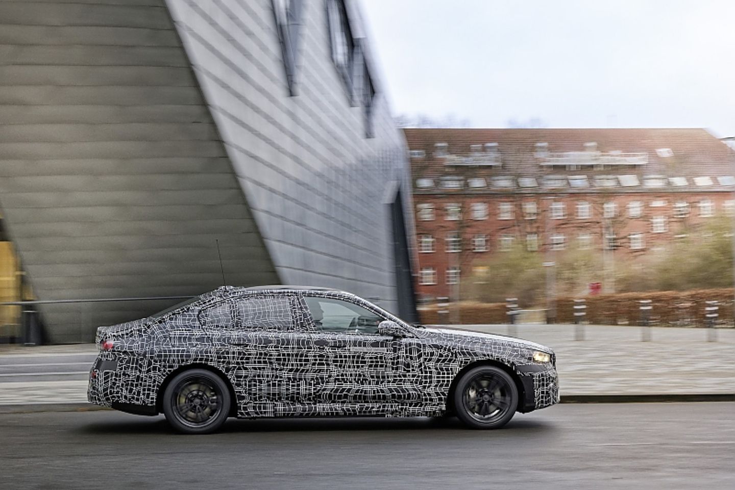 BMW i5 2024