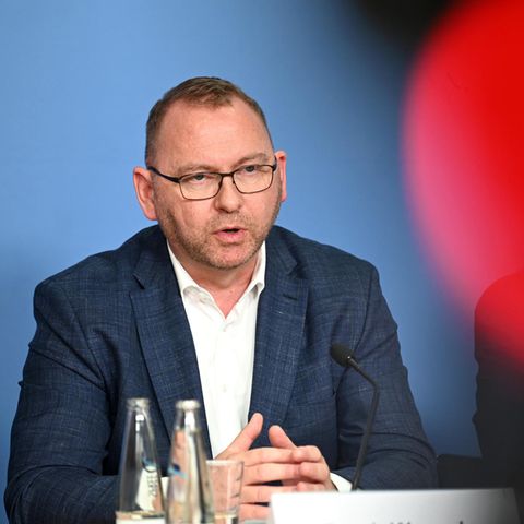 Verdi-Chef Frank Werneke auf einem Ego-Trip?