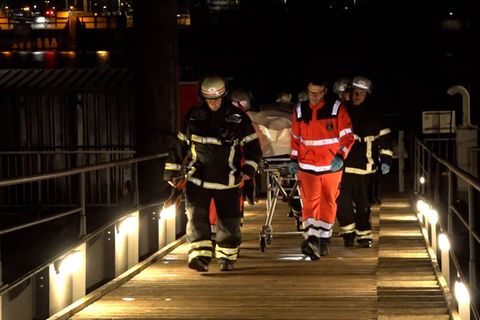Der Leichnam des zehnjährigen Perry wurde in der Nähe der Hamburger Köhlbrandbrücke aus der Elbe geborgen (Archivbild)