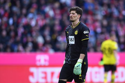 Hatte im Bundesliga-Topspiel gegen den FC Bayern München keinen guten Tag: BVB-Torwart Gregor Kobel