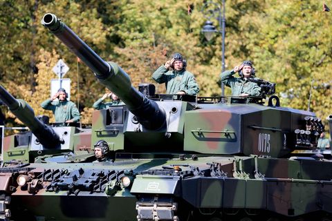 Radschützenpanzer des Typs KTO Rosomak: Die Ukraine hat nun 100 Stück des Panzers in polen bestellt. 