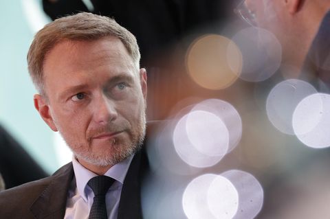 Bundesfinanzminister Christian Linder (FDP) will kein Geld für das Ample-Projekt Kindergrundsicherung locker machen (Archivbild)