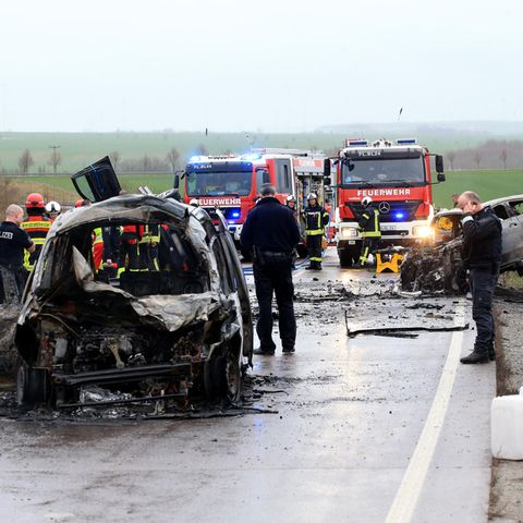 Bei dem schweren Verkehrsunfall im thüringischen Bad Langensalza starben sieben Menschen