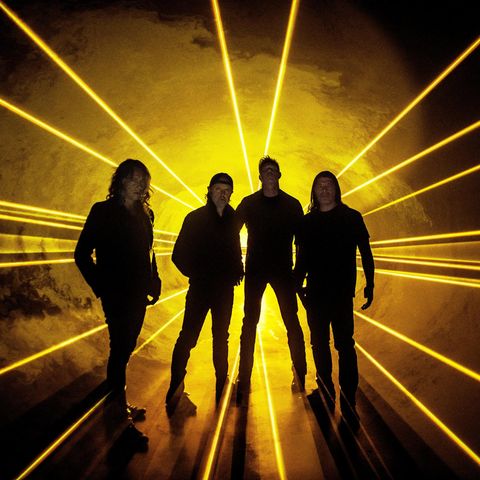 Metallica strahlend zeitlos: Kirk Hammett, Lars Ulrich, James Hetfield, Robert Trujillo (v. l.)