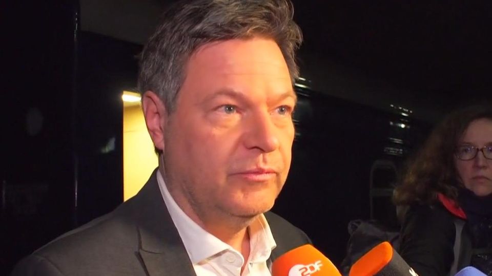Habeck in Ukraine: "Kiew wird künftig wirtschaftlich starker Partner sein"