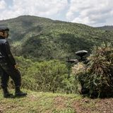 Die Heimat, ein Feindesland: Im mexikanischen Bundesstaat Michoacán ist der Terror der Drogenbanden Alltag. Die Mitglieder der Kindermiliz "Guerreros Aztecas" lernen deshalb früh das Kämpfen