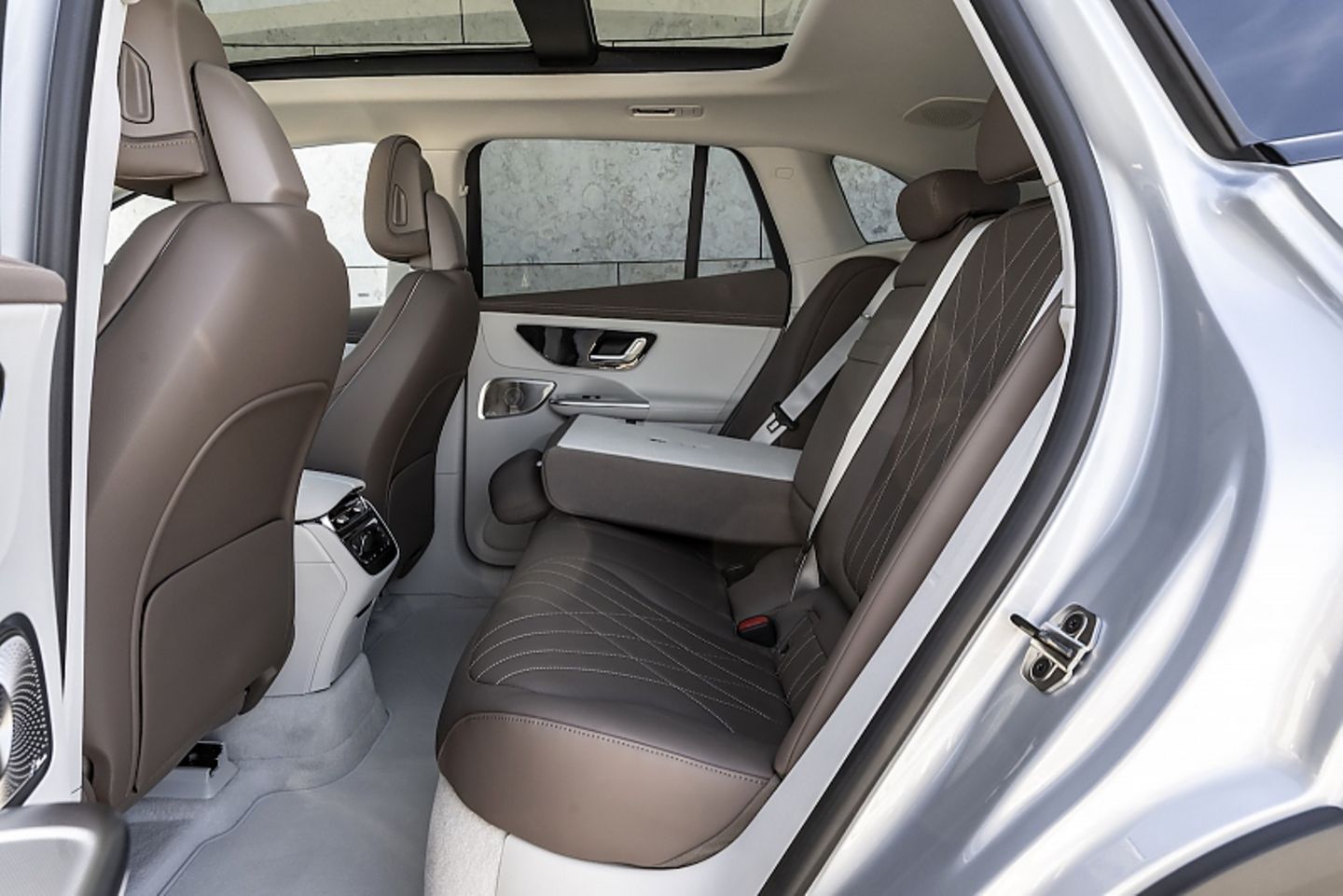 Mercedes EQE SUV 350+