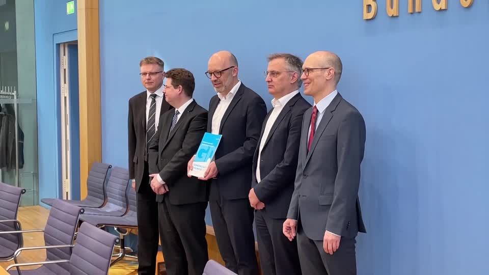 Video: Konjunktur: Institute erwarten keine Rezession