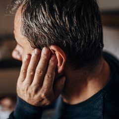 Stimm- und Gehörerkrankungen: Das sind ausgezeichnete Rehakliniken aus dem Bereich 