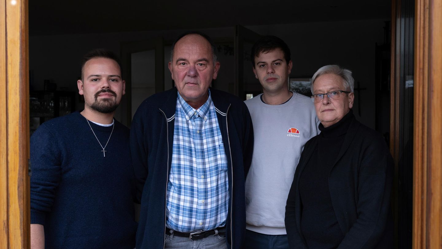 Drogentot: Familie Holze bei sich Zuhause in Mecklenbeck Drogentot: Familie Holze bei sich Zuhause in Mecklenbeck