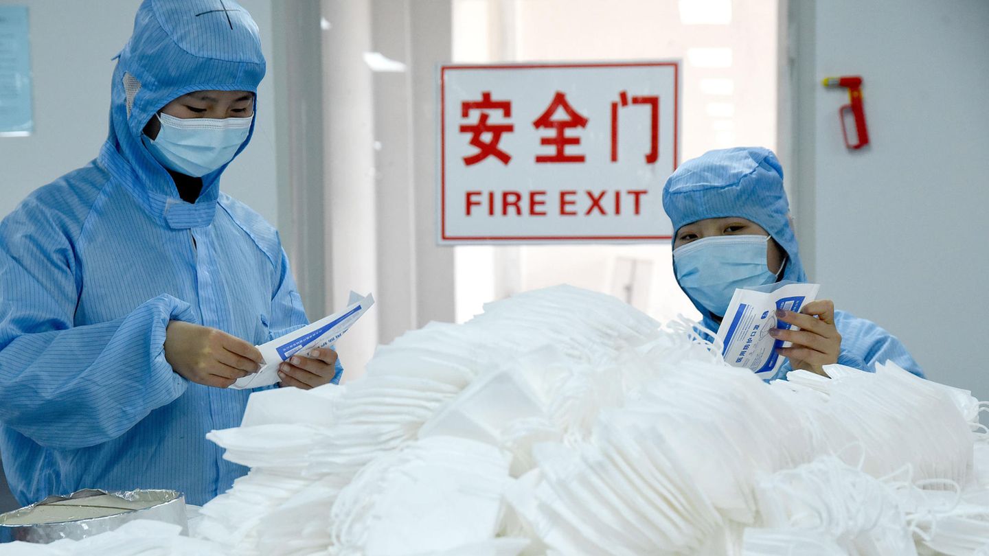 Maskenproduktion in der Provinz Hebei