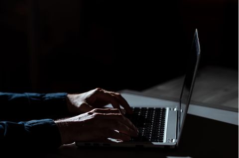 Zehntausende Menschen nahmen im Darknet an Umfrage zu Missbrauch teil