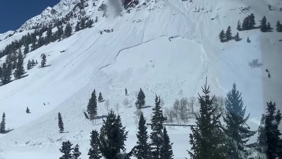 Video: Lawinenabgang in einem Skigebiet in Utah