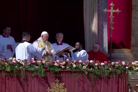 Video: Osterbotschaft des Papstes: "Lass das österliche Licht auf das russische Volk fallen"