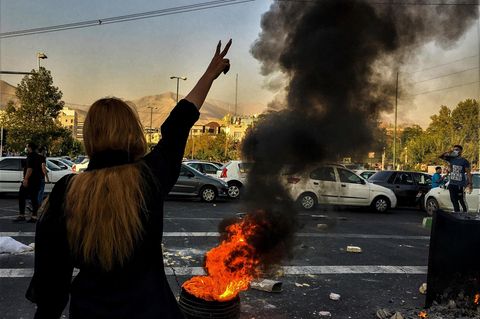 Demonstrantin in Teheran, Iran